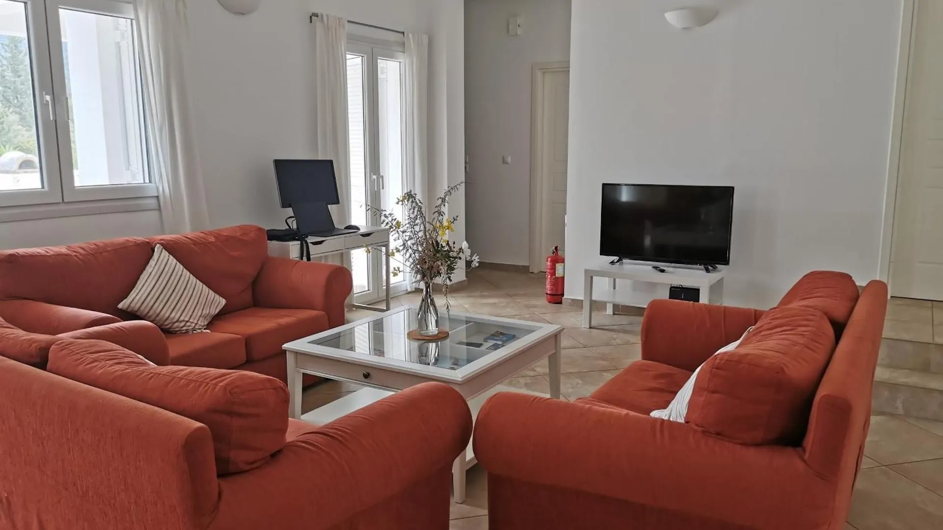 The Walnut Tree Villa Karavomylos