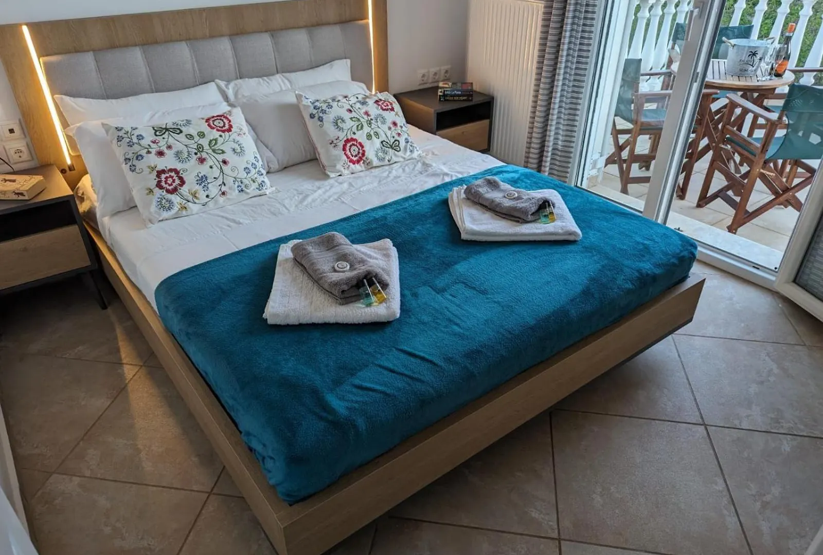 The Walnut Tree Villa Karavomylos