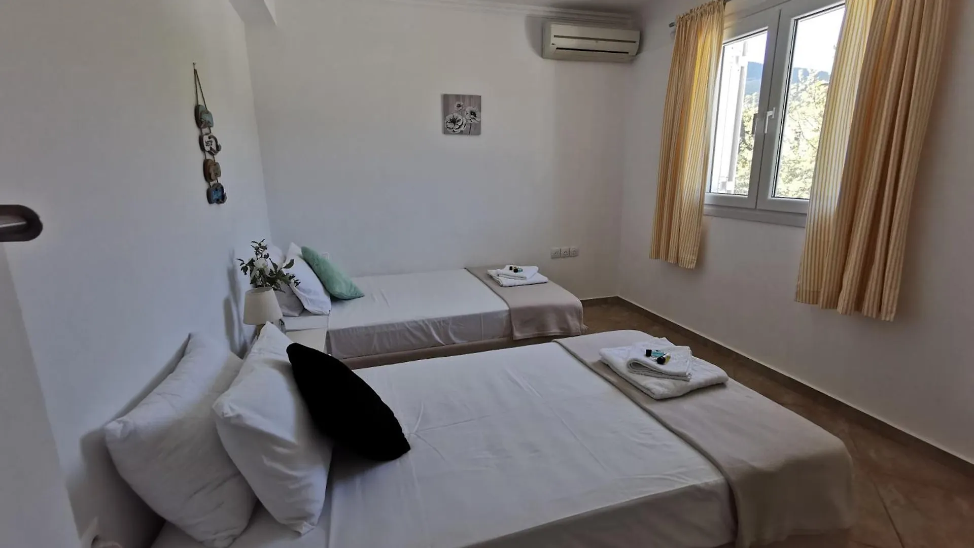 The Walnut Tree Villa Karavomylos Greece