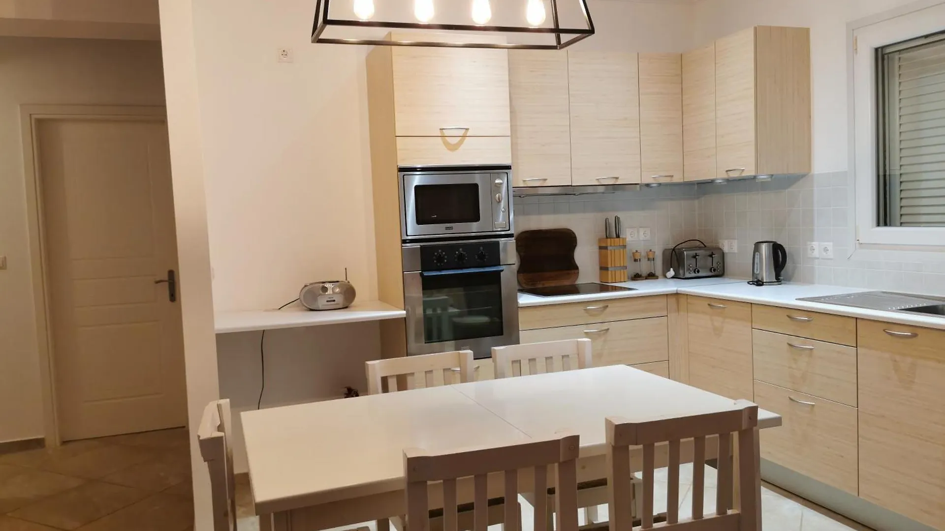 The Walnut Tree Villa Karavomylos